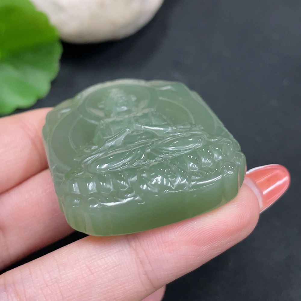 H35083915 Hetian Jade Pendant Guanyin Total Weight Approx. 35.2g