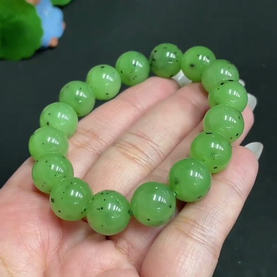 H27162211 Hetian Jade Bracelet   Approx. 11.7 mm   Total Weight Approx. 44.1g