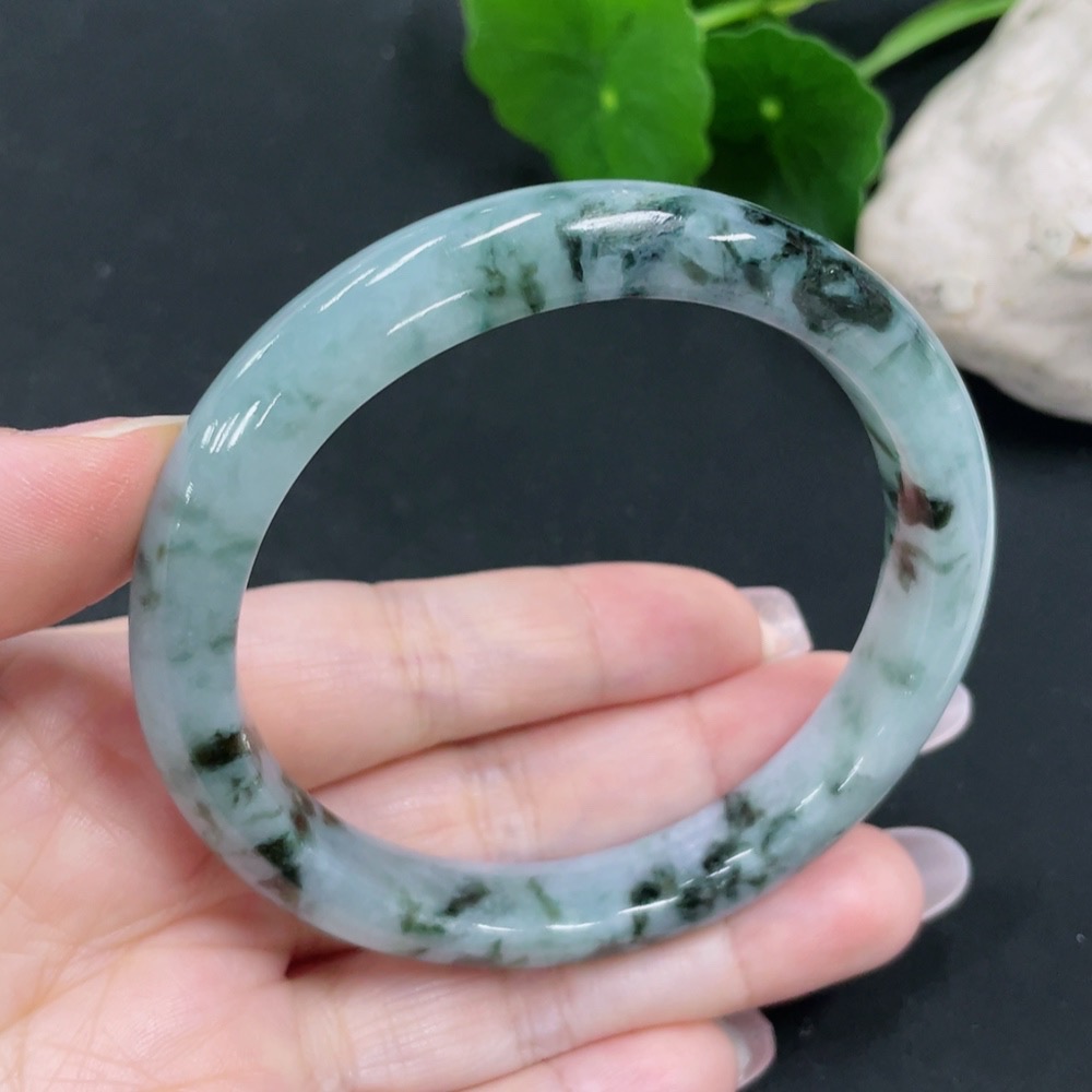 F31675896 Jadeite Circle Bracelet