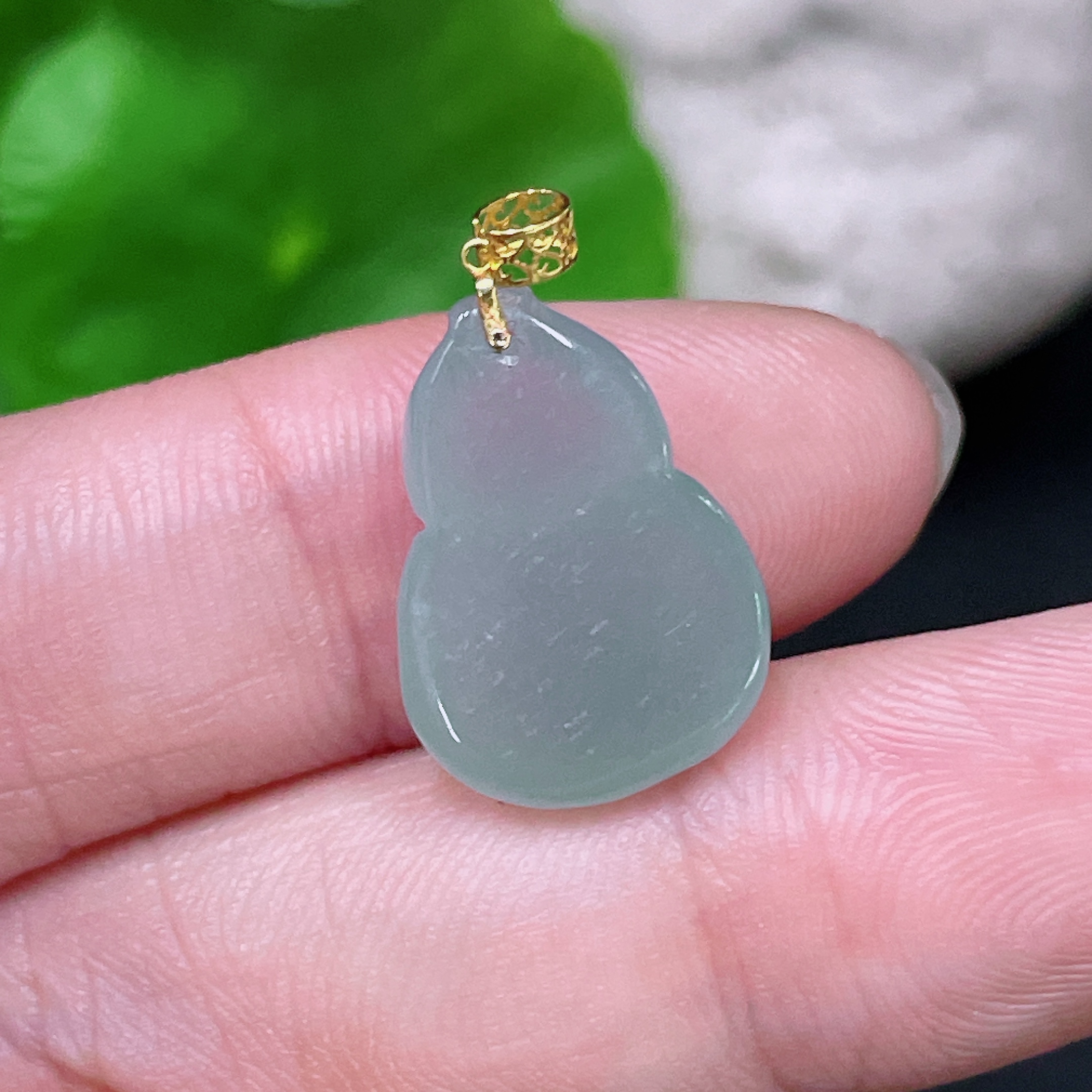 F33893219 Jadeite Pendant Gourd 18k Total Weight Approx. 2.15g