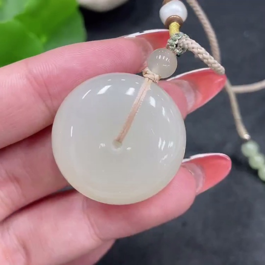 H34981182 Hetian Jade Pendant, Peace Buckle, Total Weight (including rope) 22.2g