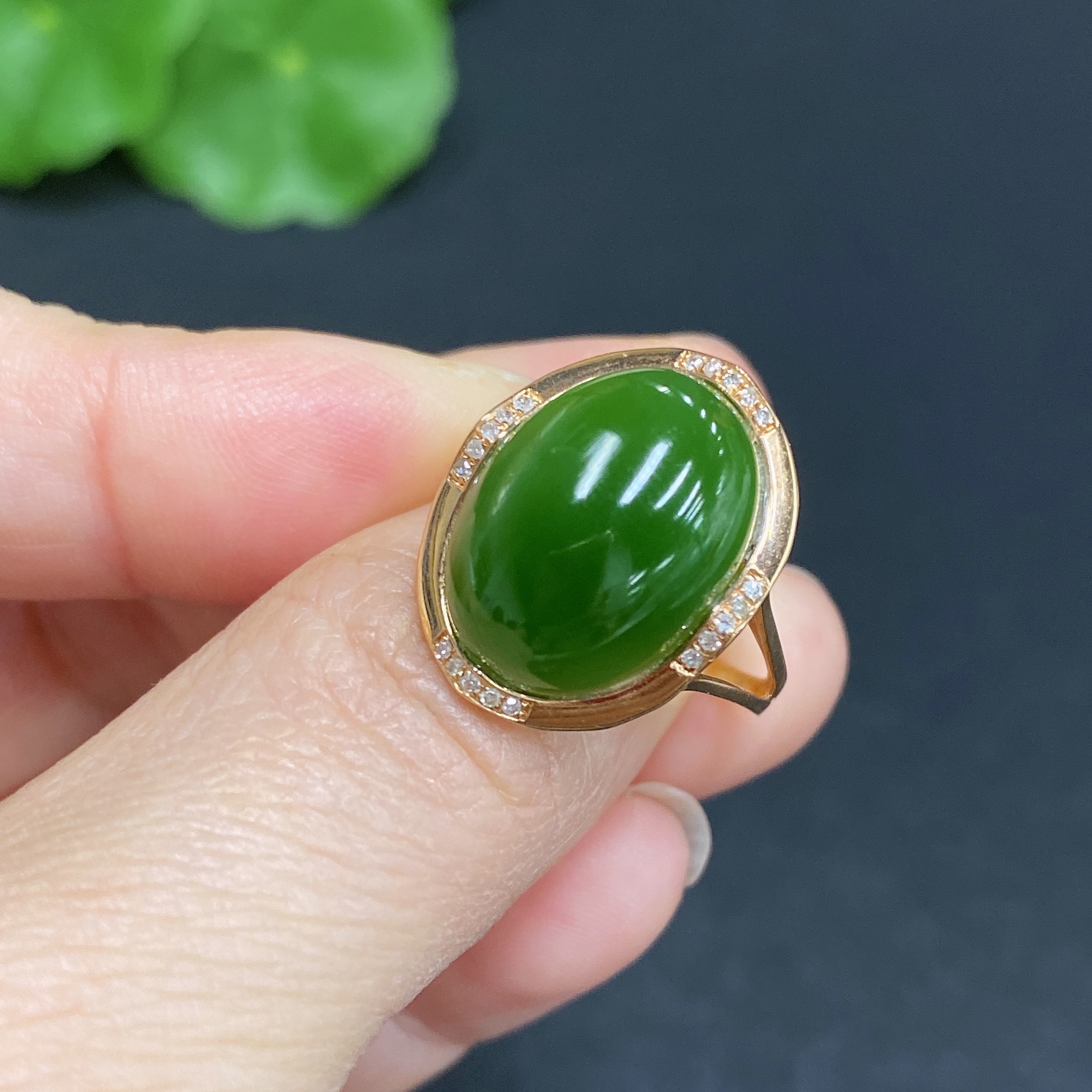 H33859040 Hetian Jade Inlay Ring 18k Gold Size 14 with Diamond Inlay Total Weight Approx. 4.1g