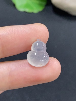 F46549211 翡翠葫芦镶嵌件 货品总重约1.12g