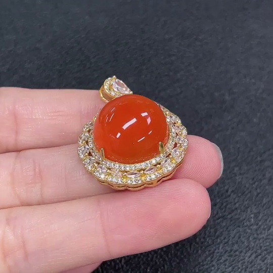 C34949305 South Agate Pendant Non-Gold Total Weight About 8.74ct Size Approx.16.6mm
