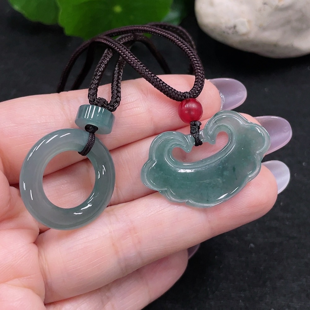 F34965906 Jadeite Pendants Sell as a Lot