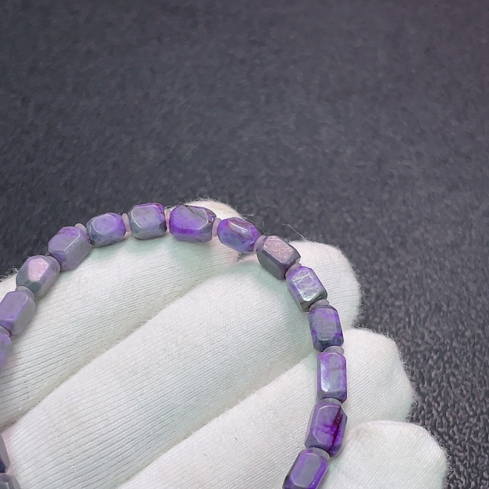 C33869409 Sugilite Bracelet with Other Mineral Components Purple Only Total Weight Approx. 8.52g Size About 5.2mm (Including Minerals)