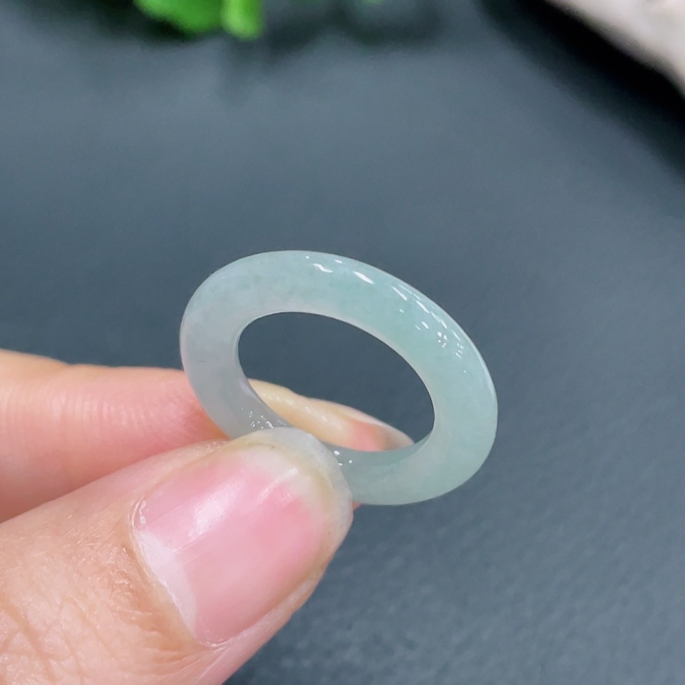 F23592281 Jadeite Ring Size 9 Total Weight 2.520g