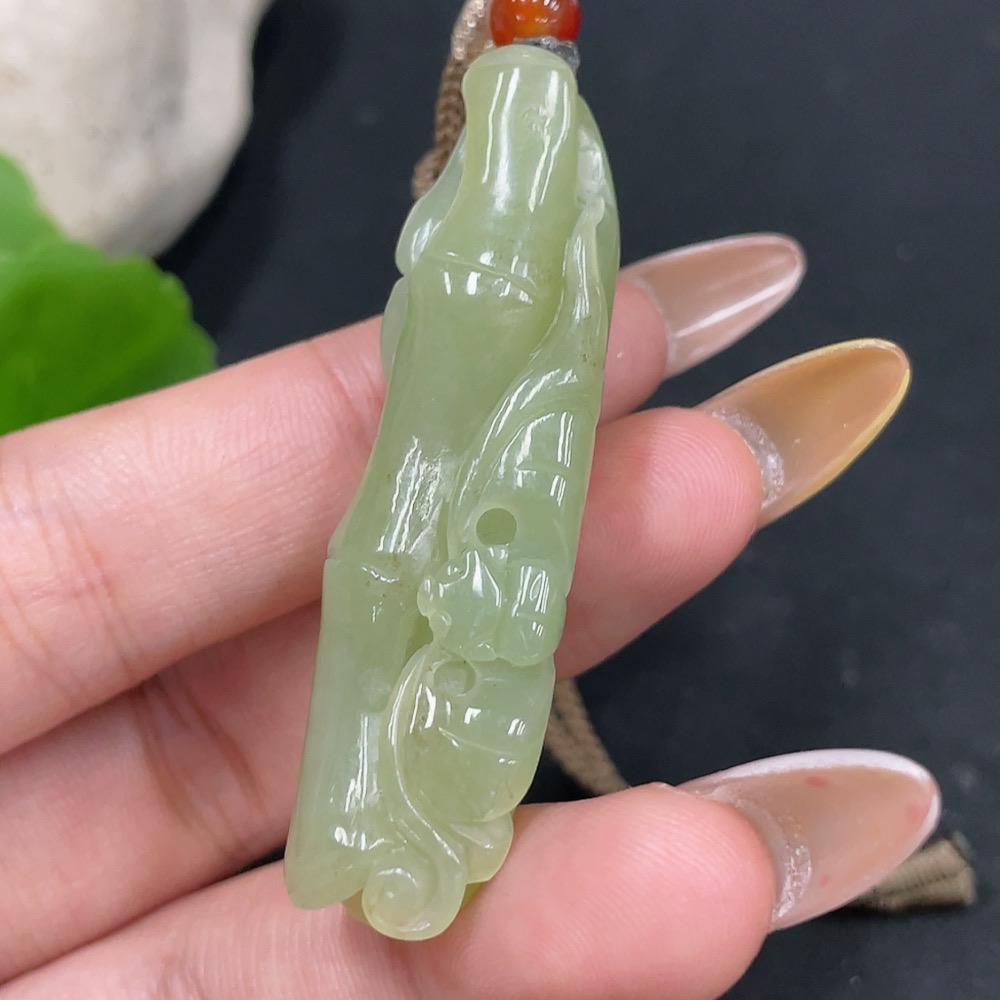 H31663938 Hetian Jade Pendant Bamboo Node