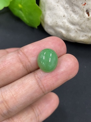 F46597936 翡翠蛋面 货品总约重1.18g