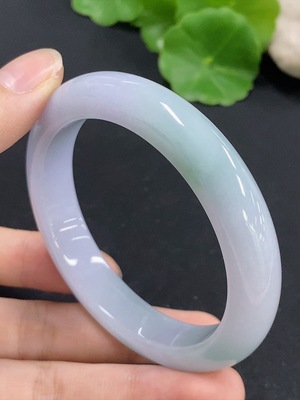 F46549447 翡翠正圈手镯 圈口54.9 货品总重约53.29g