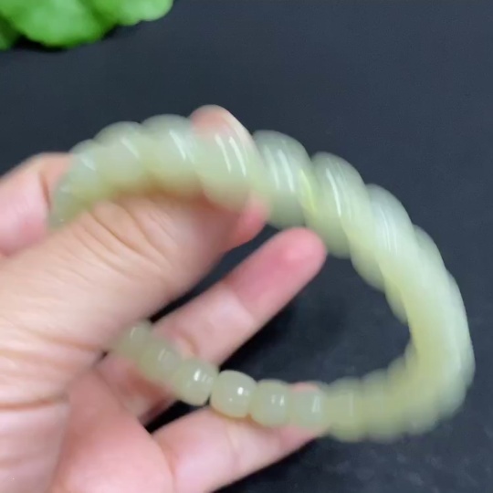 H33902464 Hetian Jade Bracelet Approx.7.8mm Total Weight Approx.21.9g