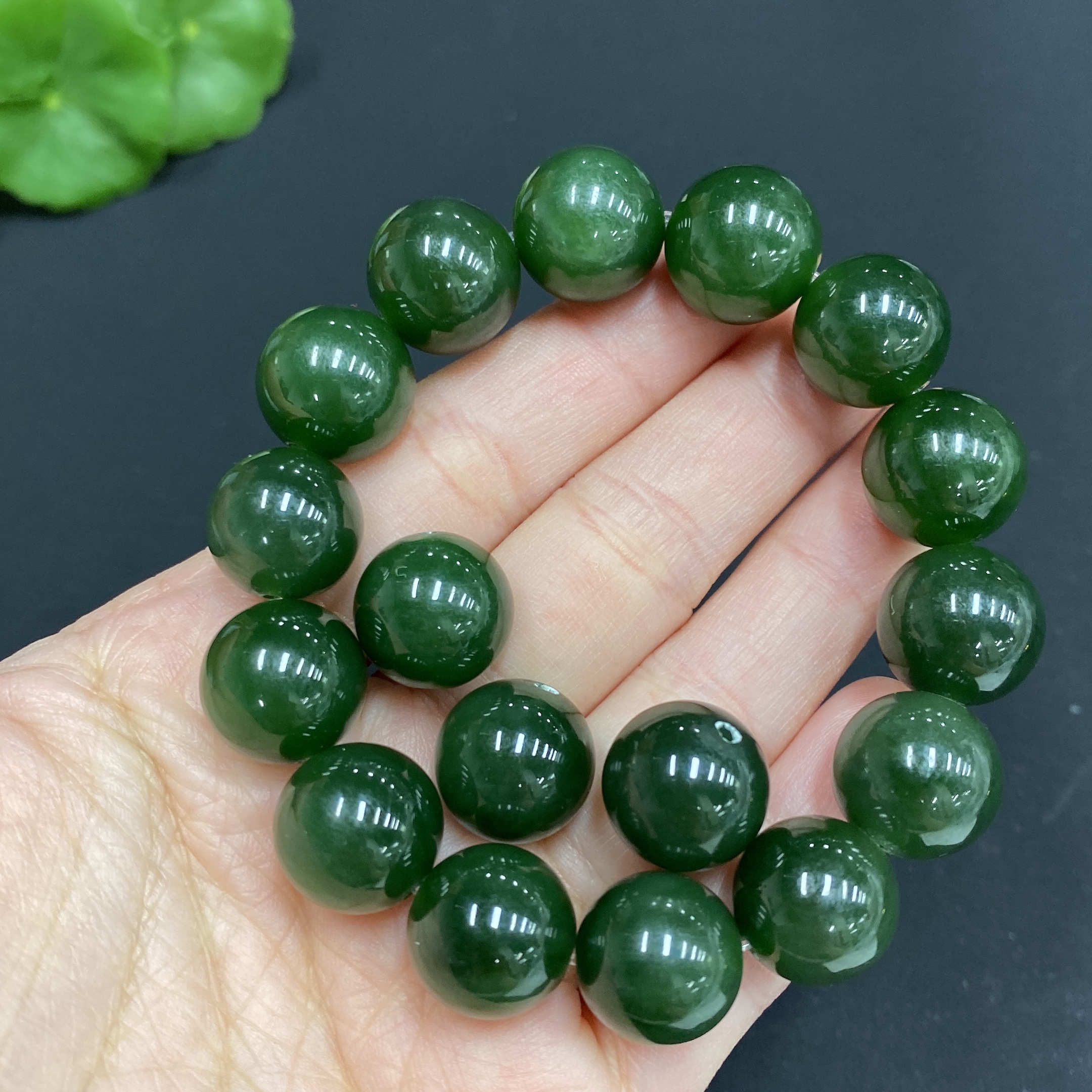 H27126932 Hetian Jade Bracelet    Approx. 13.2mm    Total Weight Approx. 64.1g
