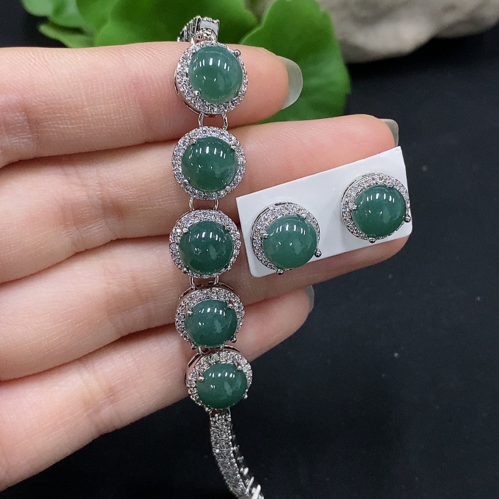 F28280306 Jadeite Cabochon Inlay Bracelet / Earrings Non-Gold Setting