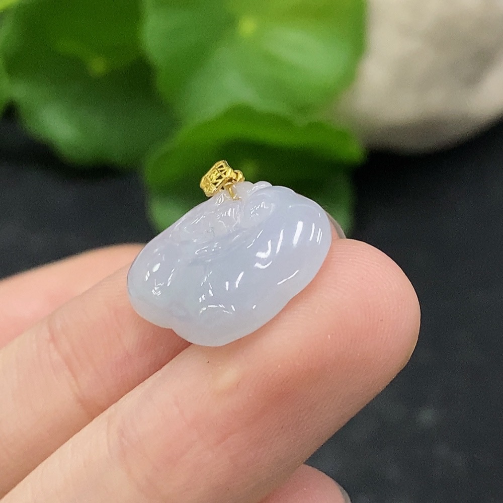 F34057219 Jadeite Ruyi Pendant 18K Gold Total Weight Approx. 1.95g