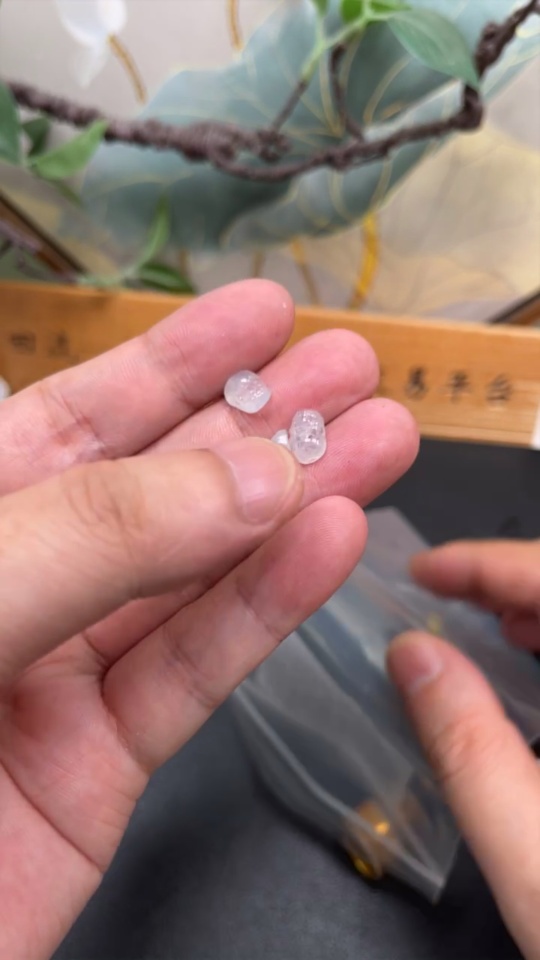 F34075291 Jadeite Pi Xiu Inlaid Piece Sell as a Lot