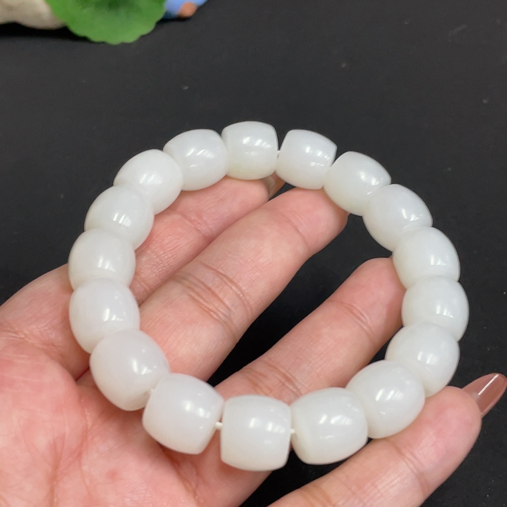 H35117924 Hetian Jade Bracelet, Size 12.2mm approx., Total Weight about 61.2g