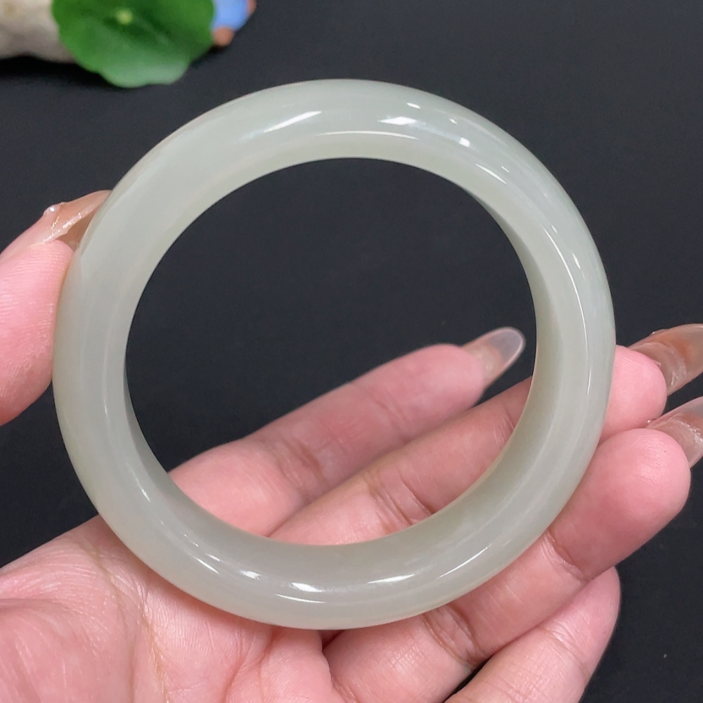 H32767191 Hetian Jade Round Bracelet Size 58.3 Total Weight Approx.74.4g