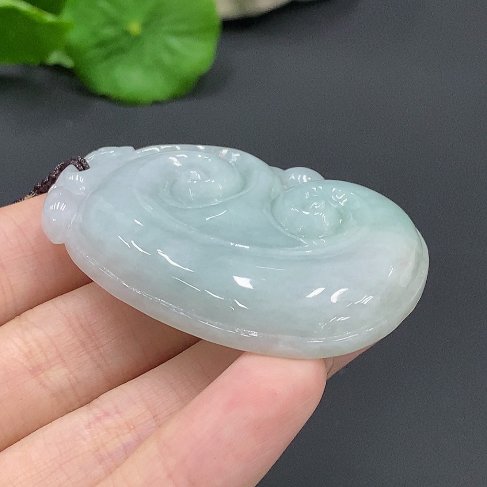 F15582879 JadeiteRuyi Pendant, Total Weight 42.116g