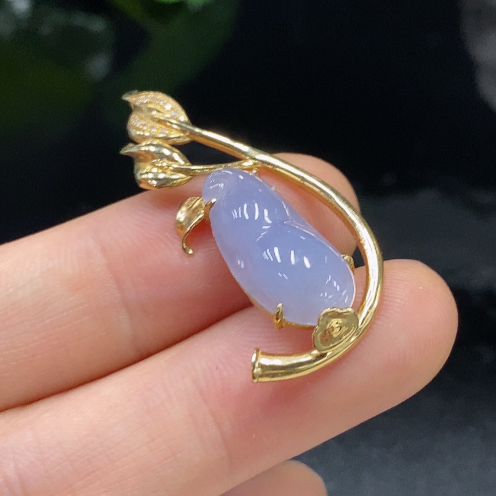 F27143384 Jadeite Inlaid Piece, 18K Gold Setting with Diamond Accents, Total Weight Approx. 3.05g