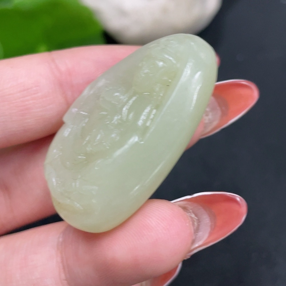 H34026567 Hetian Jade Pendant Guanyin Total Weight Approx. 16.5g