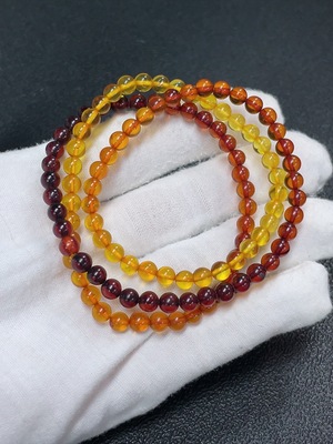 C32784425 Amber Beeswax Beaded Bracelet, Total Weight Approx. 7.99g, Size About 5mm