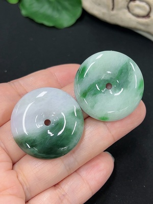 F46546168 翡翠平安扣挂件 货品总重约20g
