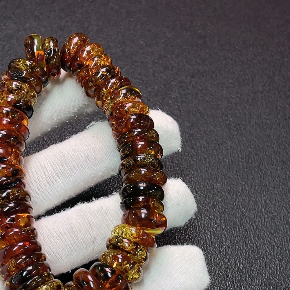C34039583 Amber and Beeswax Bracelet, Total Weight Approx. 29.73g, Size About 14.7mm