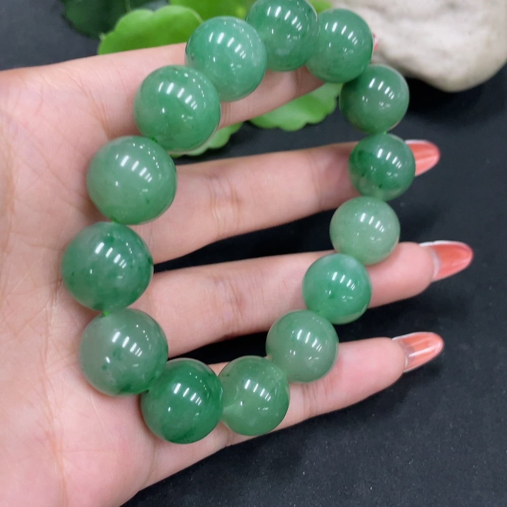 H34026766 African Emerald (Dulong Jade)