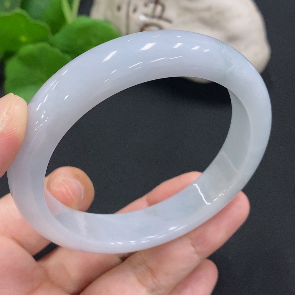 F31686458 Jadeite Round Bangle, Inner Diameter 58.9, Total Weight Approx. 64.6g