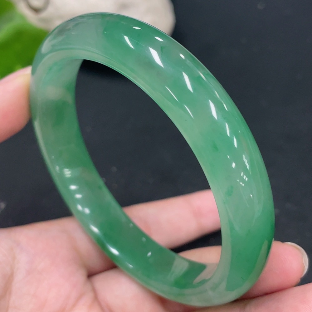 H31616356 African Emerald (Dulong Jade)
