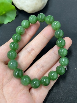 H46574557 和田玉碧玉手串   卡9.9mm左右     货品总重约31.2g