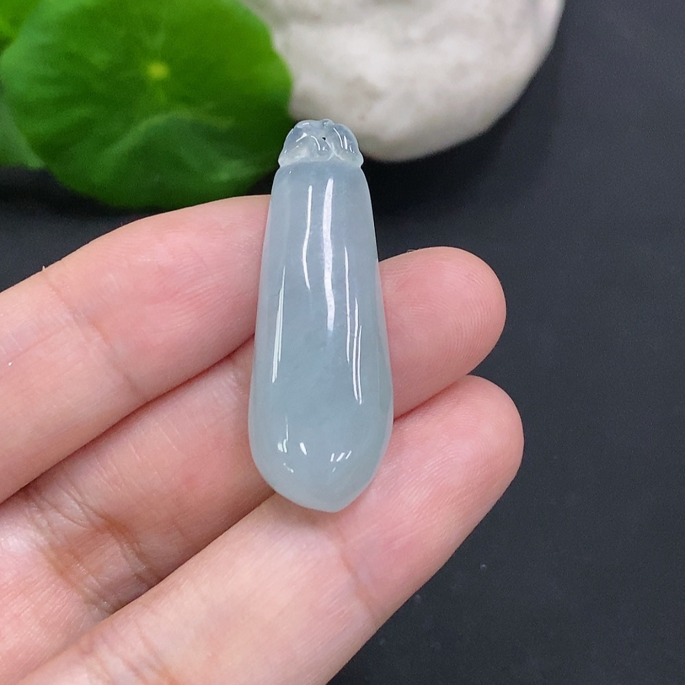 F33932523 Jadeite Auspicious Melon Pendant Total Weight Approx. 6.1g