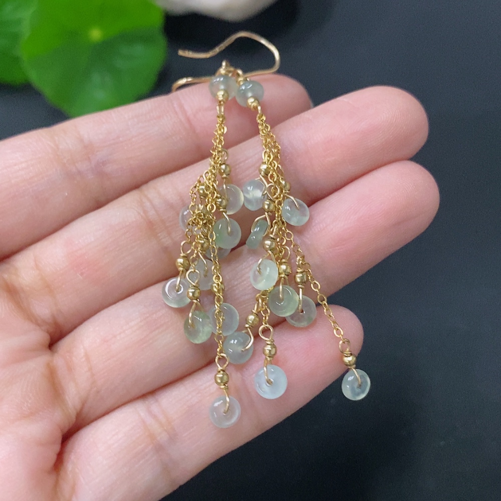 F31589402 Jadeite Inlaid Earrings with Hook (41% Au, Non-Gold Remainder, Total Weight Approx. 3g)