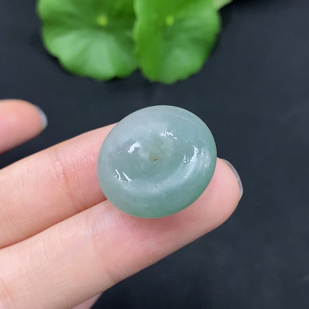 F28254716 JadeitePeace Knot Pendant