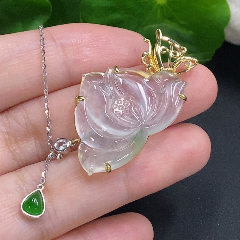 F33932899 Jadeite Lotus Inlay Pendant 18k Gold Total Weight Approx. 6.6g (Including Chain)