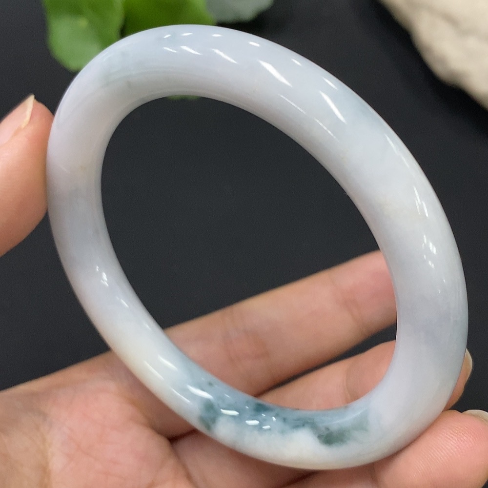 F26021247 Jadeite Round Bangle Total Weight Approx. 46.5g Size 56.3