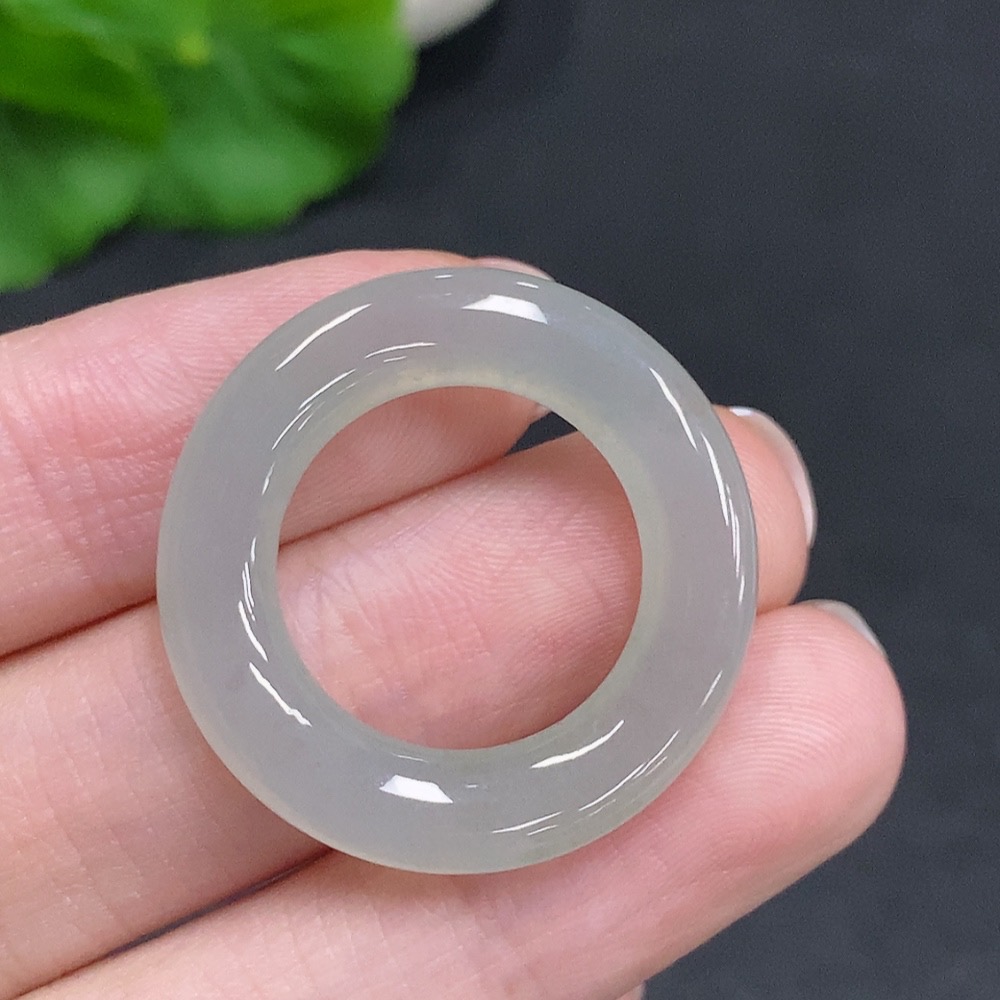 F34002374 Jadeite Donut Pendant Total Weight About 4.5g