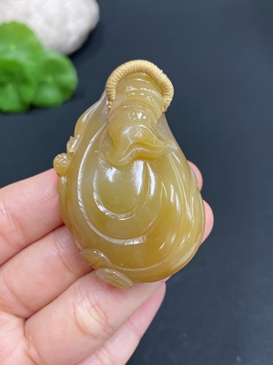 H27126916 Hetian Jade Pendant    Lucky Bag   Total Weight: Approx. 36.6g