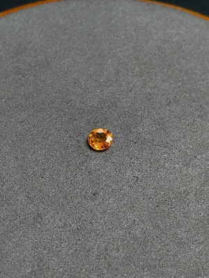 C32744941 Garnet loose stone, total weight about 1.055 carats