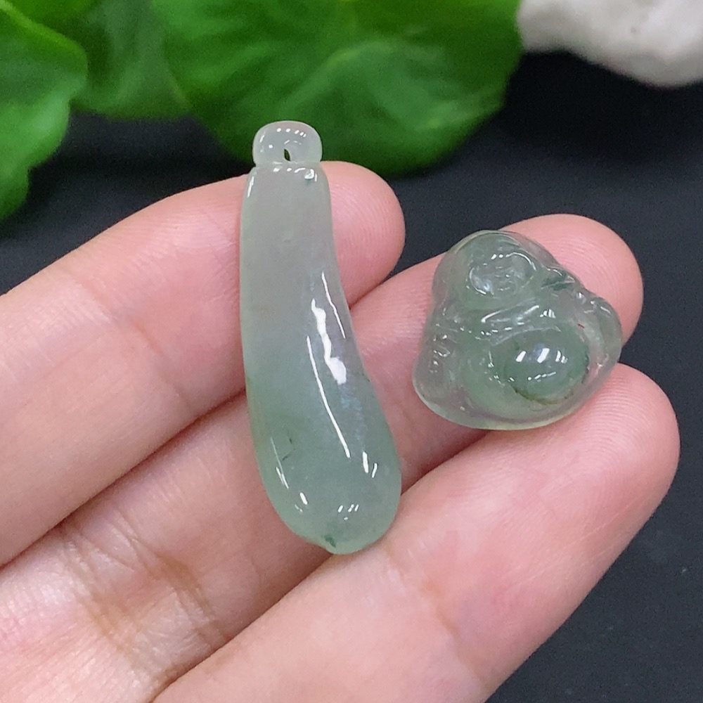 F34962169 Jadeite Pendants Sell as a Lot