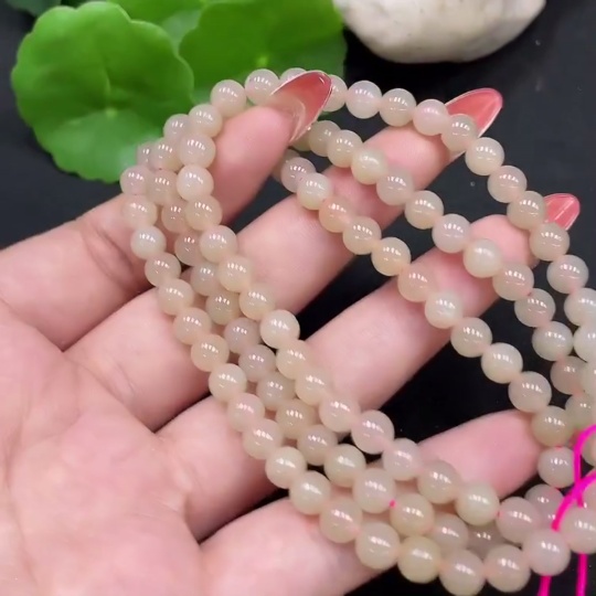 H35112334 Hetian Jade Beaded Necklace, Approx. 5.8mm, Total Weight Approx. 37.3g