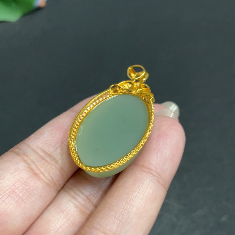 H29423240 Hetian Jade Inlaid Pendant, Cabochon, Total Weight Approx. 11.9g, 18k