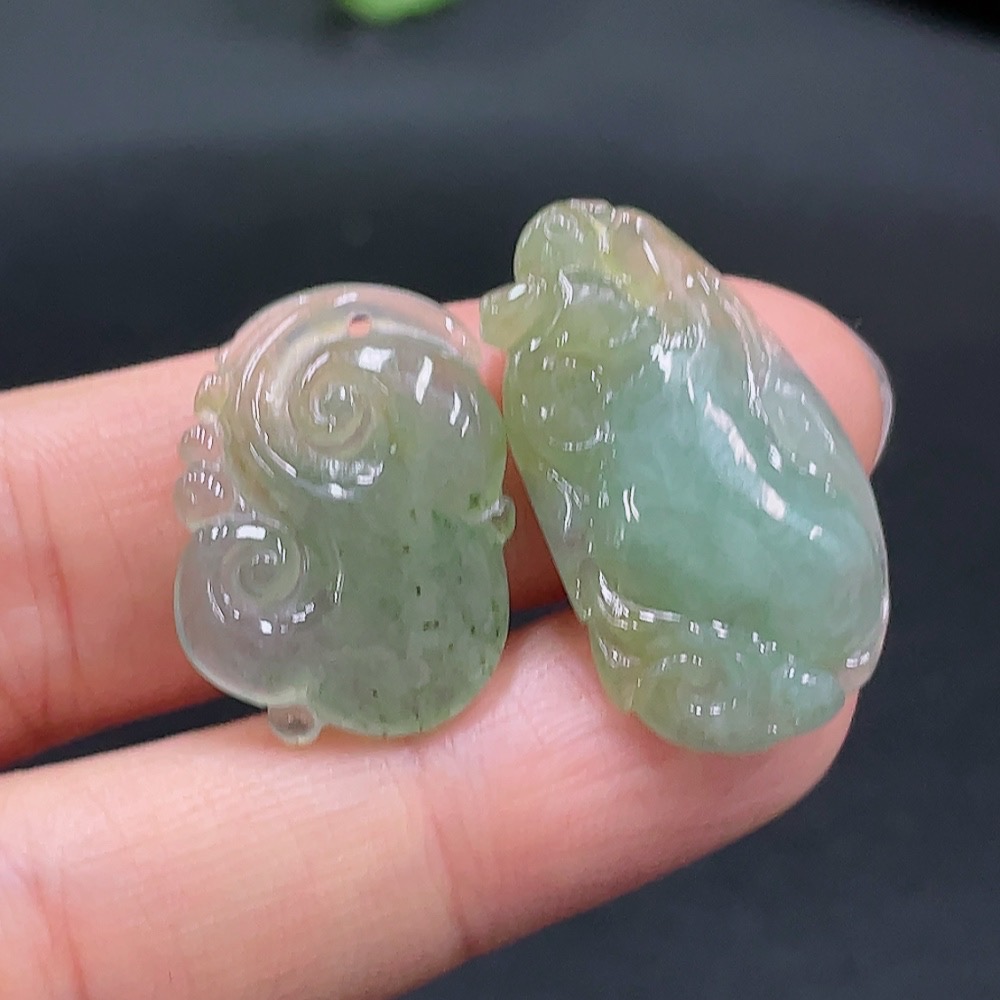 F25929269 Jadeite Pendant