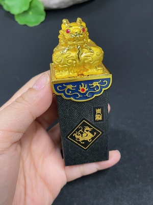 H46514251 和田玉印章   非金    货品总重约252.7g