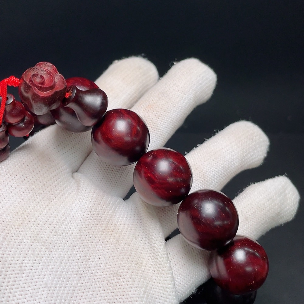 W28240237 Small-Leaf Sandalwood Bead Bracelet, Total Weight Approx. 52.3g, Size ~17.9mm