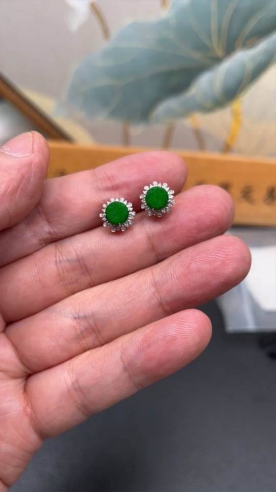 F31603759 Jadeite Cabochon Earrings Set in 18K Gold with Diamond Accents, Total Weight Approximately 1.66g