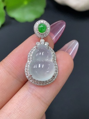 F25885570 Jadeite Inlaid with 18k Gold, Total Weight Approx. 3.38g