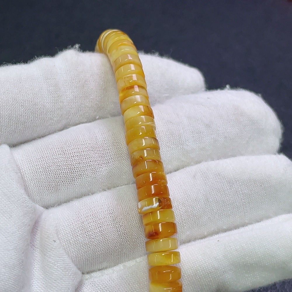 C31681800 Amber Beeswax Bracelet Total Weight About 7.35g Size Approx.7mm