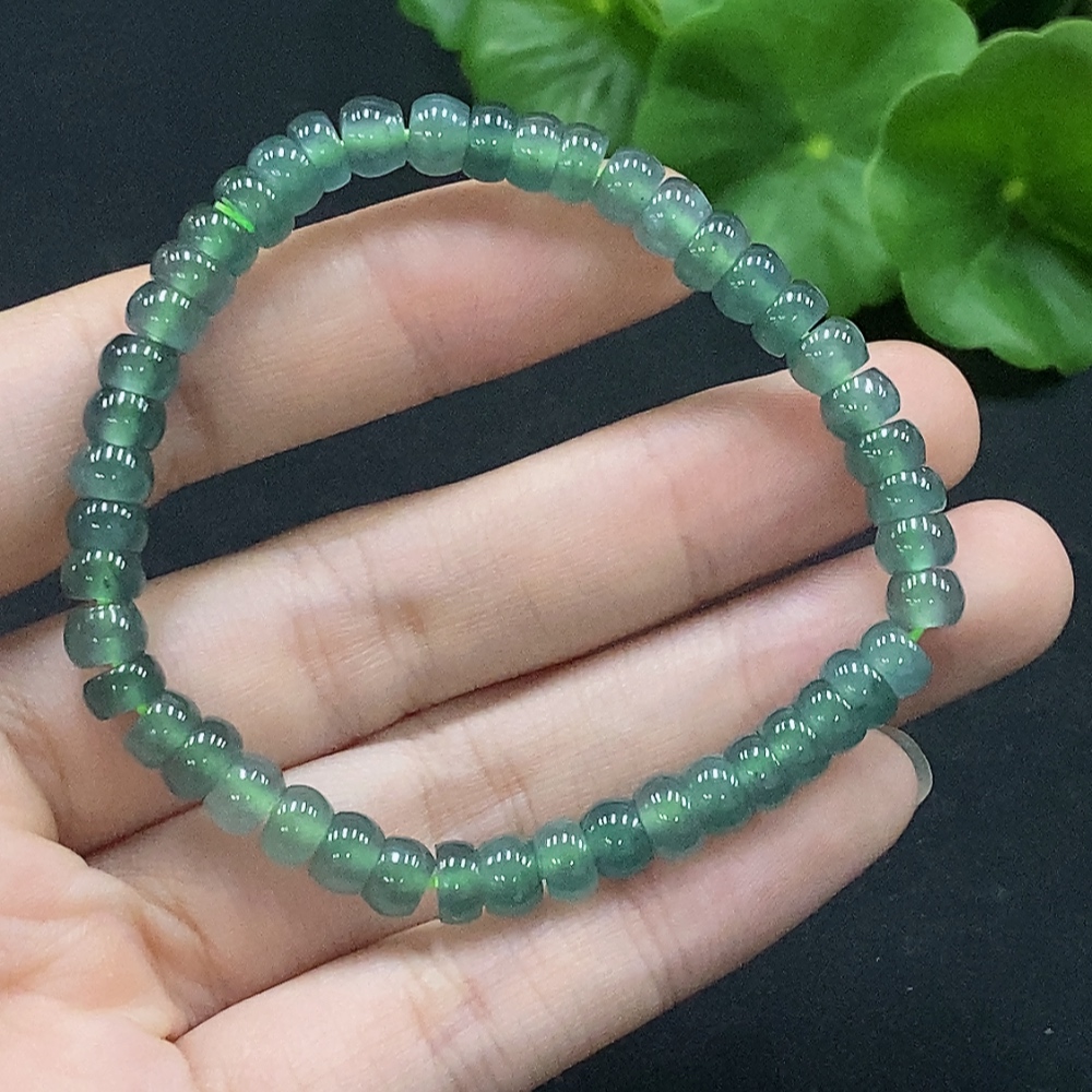F35133311 Jadeite bracelet, total weight about 11.7g, size about 5.8mm