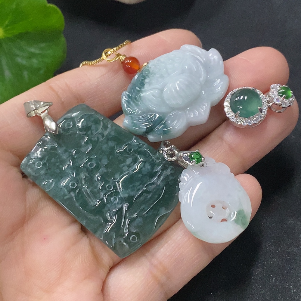 F33930150 Jadeite Pendants Sell as a Lot Non-Gold